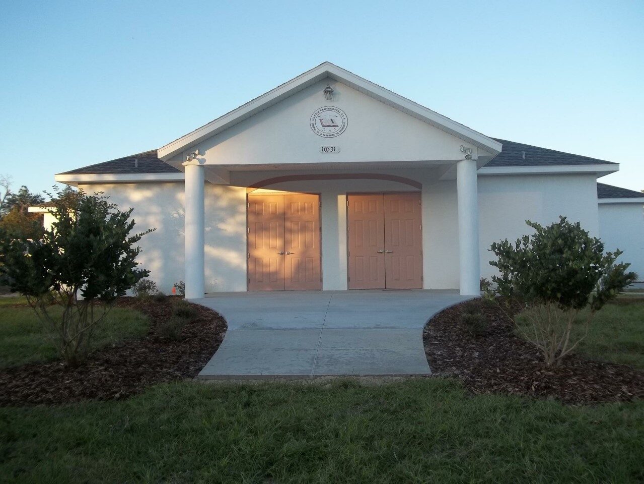 Pastor Rev. Antonio Matos / Bronson Florida 